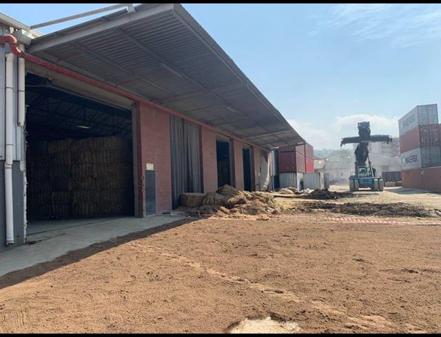 8,000M² WAREHOUSE TO LET IN CONGELLA